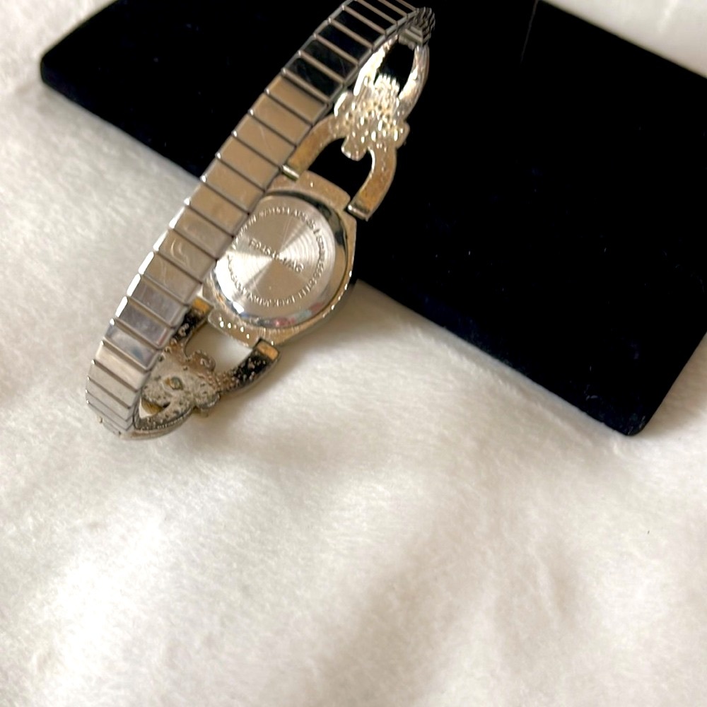 Avon Vintage Women's Quartz Watch Silver w/Gold Accents, Crystals, Stretch Band - Picture 6 of 9
